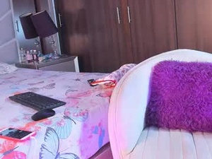 liarussell_'s webcam