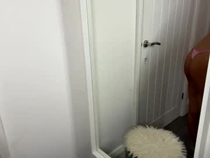 lilaxoxox's webcam