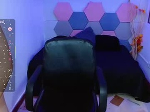 lilith_grant's webcam