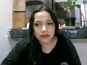 lilly_ocean22's webcam