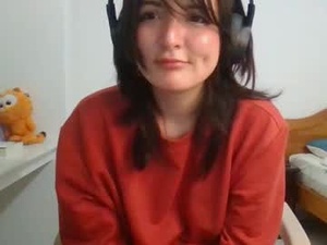 lillywest19's webcam