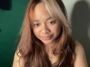 lilvixenbaby24's webcam