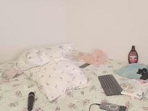lily_cookie_001's webcam