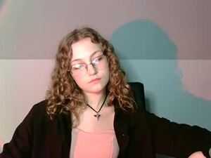lily_tayberry's webcam