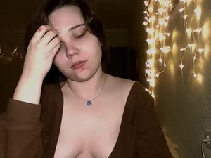 lily_violettt's webcam