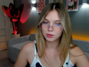lina_korvin's webcam