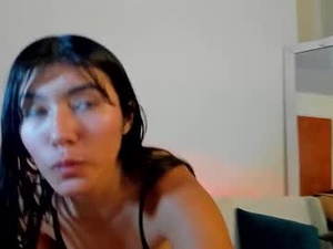 little_alana069's webcam