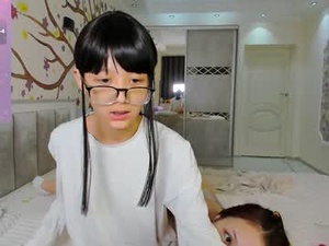 little_yena's webcam