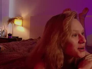 littlefoxyyy's webcam