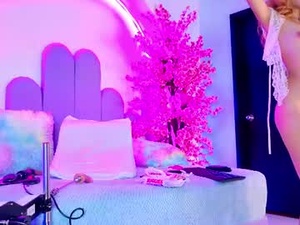 lizzy_monroe_'s webcam