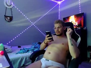 logan_suite22's webcam