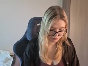 logandrive's webcam