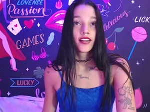 lolalarsson's webcam