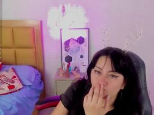 lolamaxi's webcam