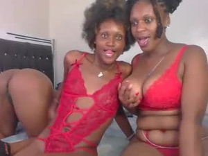 lolla_baby's webcam