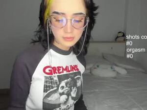 lonelly_lolly98's webcam