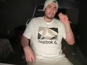 longdeee587367's webcam