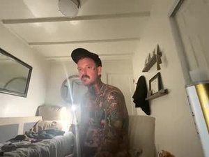 longwalksonthebeach69's webcam