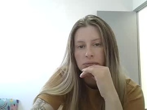 love_story02's webcam