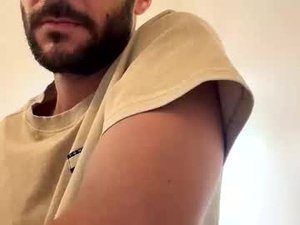 lovefrenchlove's webcam