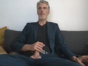 lovelybigcockgentleman's webcam