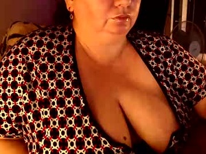 lovelyboobsx's webcam