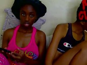 lovers_oncam's webcam