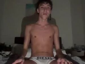 loves_leo's webcam