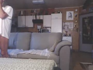 lovetobenaked10's webcam