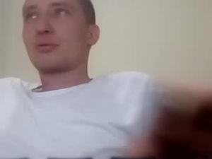 lovetumor's webcam