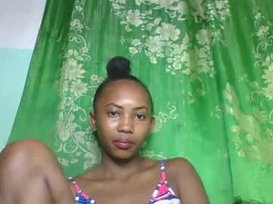 lucie196645's webcam