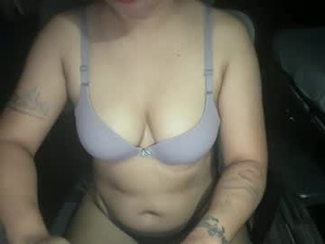 lucie_fur's webcam