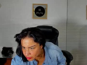 lucy_sweett69's webcam