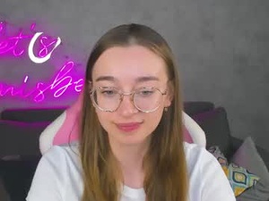 lucyy_green's webcam