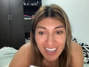 luna_beya's webcam