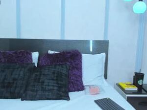 luna_fioree's webcam