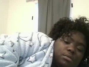 lunabunnii1's webcam