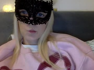 lunadollxo's webcam