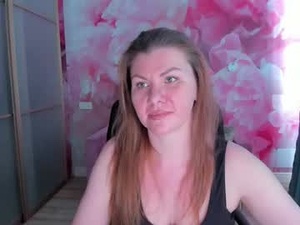 lunakissesx's webcam