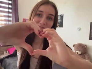 lunayourcrush's webcam