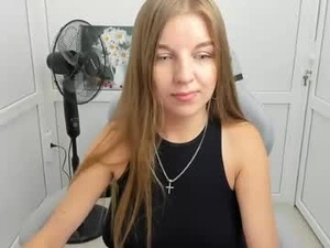 lunnaelara's webcam