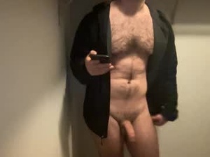 luv2bnaked23's webcam