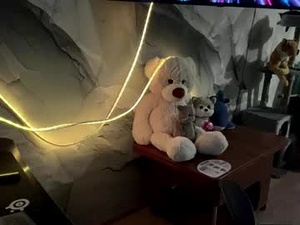 mabelneonakis's webcam