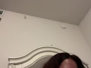 maddyafterhours's webcam