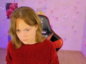 madeline_doll's webcam