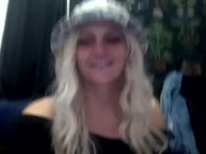 madelinevalentine's webcam