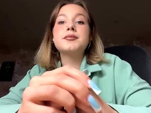 madelynknaggs's webcam