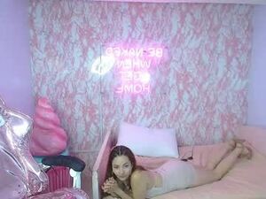 mady0619_ch's webcam