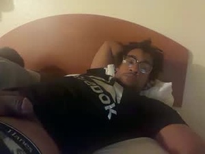 makemenutinmywifewhilewefuck's webcam