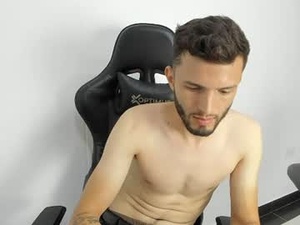 malcondmid_sex's webcam